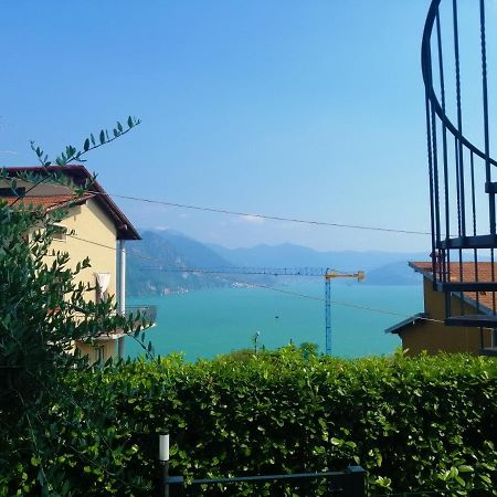 Iseolakerental - Appartamento Chiara Riva di Solto Exteriér fotografie