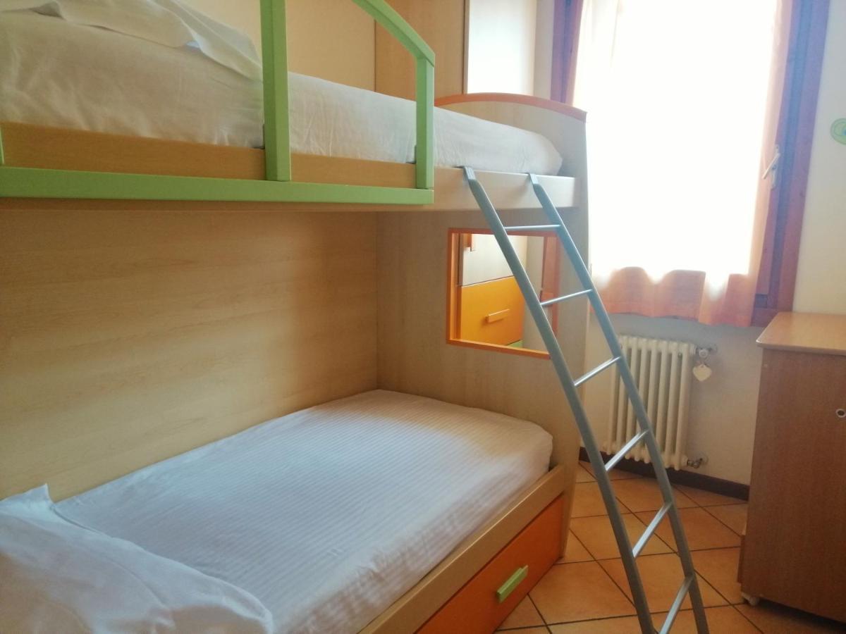 Iseolakerental - Appartamento Chiara Riva di Solto Exteriér fotografie